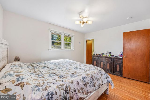 914 WESTDALE PL, Springfield, PA 19064