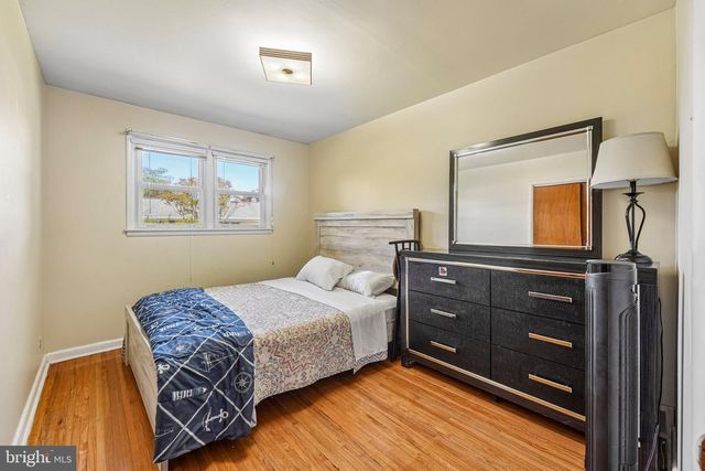 914 WESTDALE PL, Springfield, PA 19064