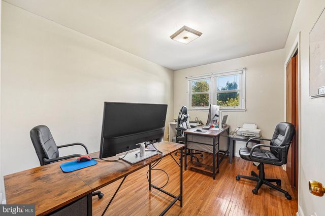 914 WESTDALE PL, Springfield, PA 19064