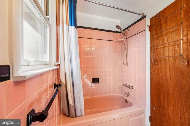 914 WESTDALE PL, Springfield, PA 19064