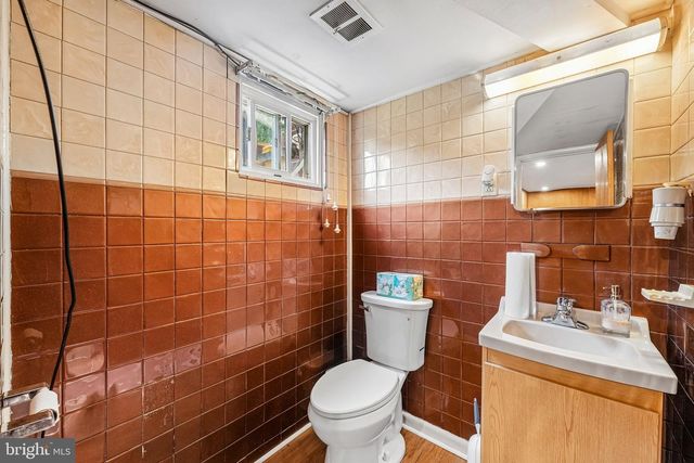 914 WESTDALE PL, Springfield, PA 19064