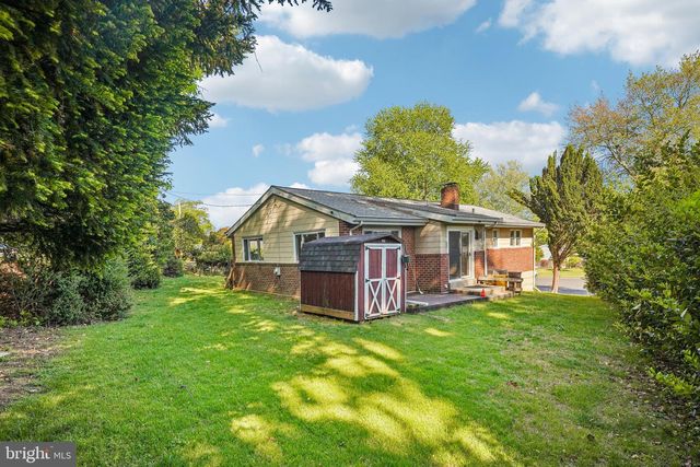 914 WESTDALE PL, Springfield, PA 19064