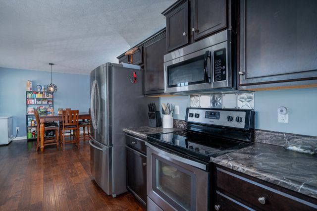 2995 Oak Grove Church Rd, Bethpage, TN 37022