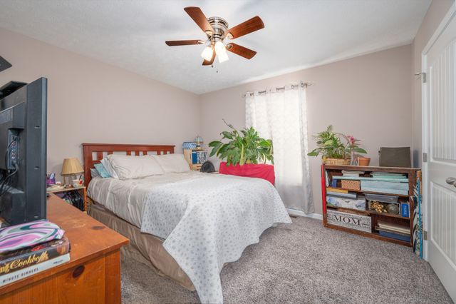 2995 Oak Grove Church Rd, Bethpage, TN 37022