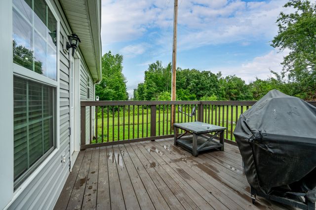 2995 Oak Grove Church Rd, Bethpage, TN 37022