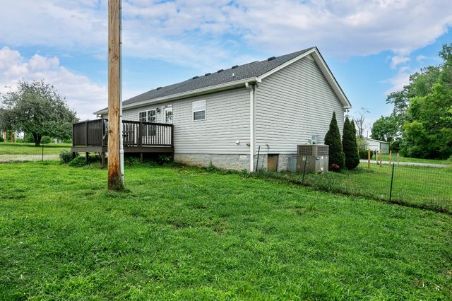 2995 Oak Grove Church Rd, Bethpage, TN 37022