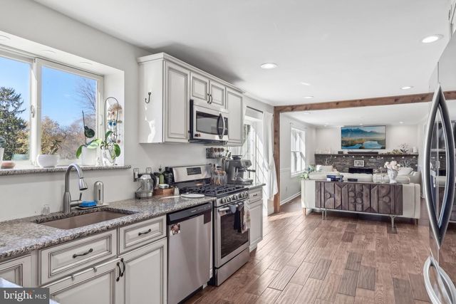 18 ASHLAWN RD, Malvern, PA 19355