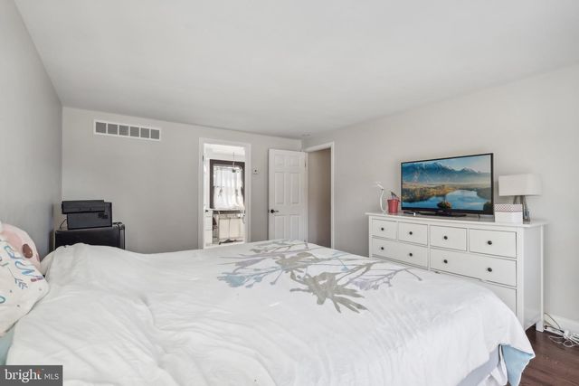 18 ASHLAWN RD, Malvern, PA 19355