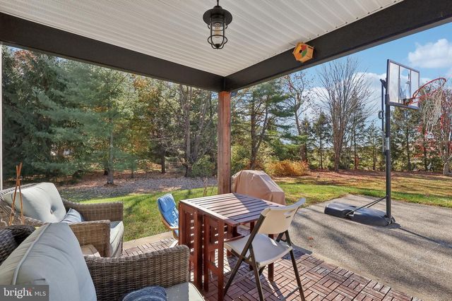 18 ASHLAWN RD, Malvern, PA 19355