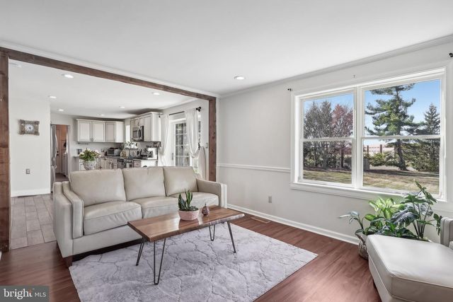 18 ASHLAWN RD, Malvern, PA 19355