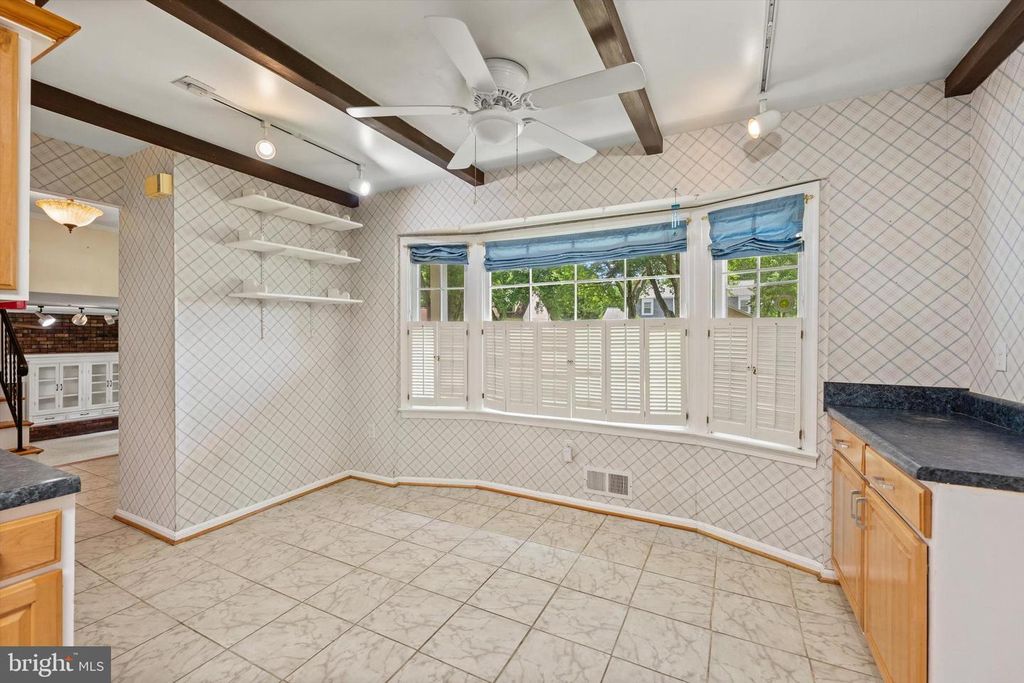 Image 12 of property listing at 1508 COLUMBIA AVE, Rockville, MD 20850
