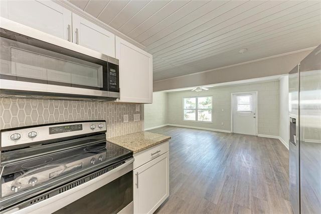 420 ARMADA ROAD S, Venice, FL 34285