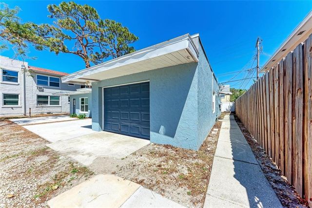 420 ARMADA ROAD S, Venice, FL 34285