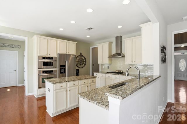 125 Louden Drive, Mooresville, NC 28115