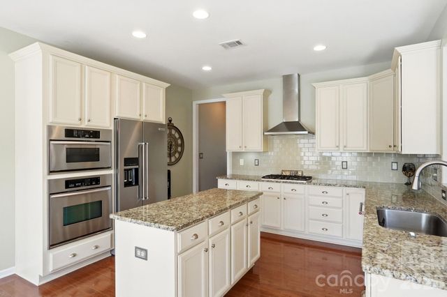 125 Louden Drive, Mooresville, NC 28115