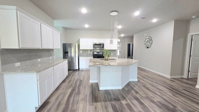 13931 Malbec Ave, Baton Rouge, LA 70817