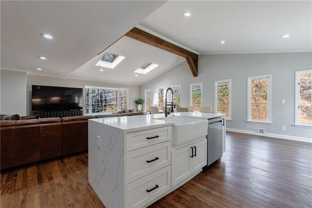 315 Amberidge Trail, Sandy Springs, GA 30328