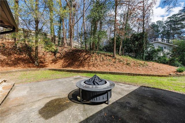 315 Amberidge Trail, Sandy Springs, GA 30328