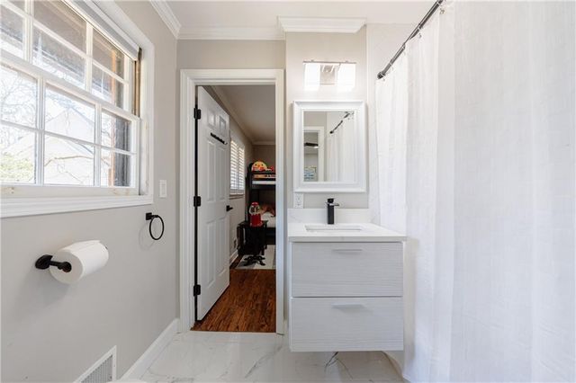 315 Amberidge Trail, Sandy Springs, GA 30328