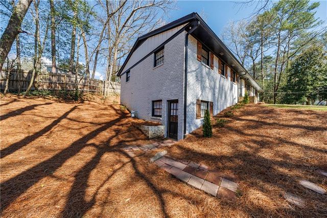 315 Amberidge Trail, Sandy Springs, GA 30328