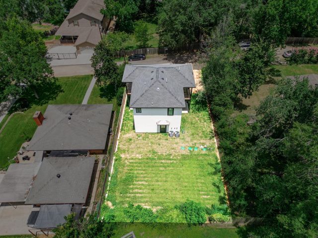 14521 Hill Drive, Willis, TX 77318