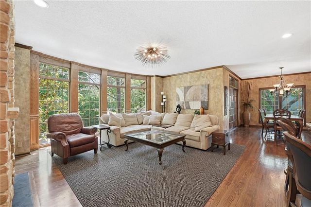 14227 Eby Street, Overland Park, KS 66221