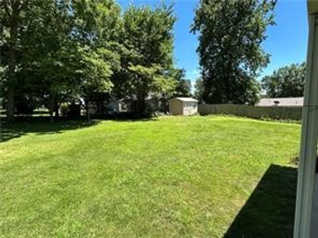 411 Natchez Trace Street, Harrison, AR 72601