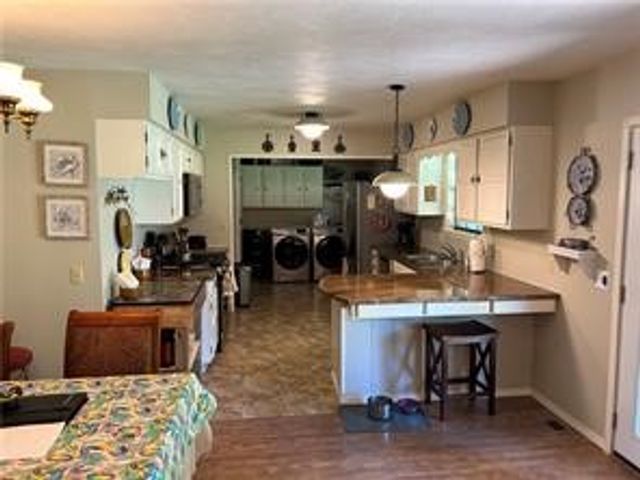 411 Natchez Trace Street, Harrison, AR 72601