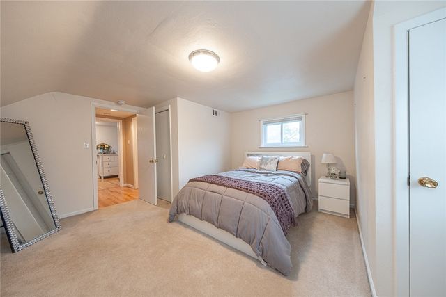 1829 Loretta Dr, Penn Hills, PA 15235