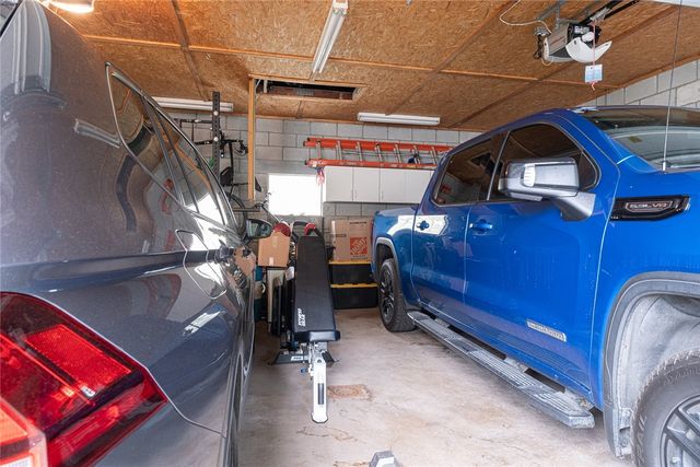 1829 Loretta Dr, Penn Hills, PA 15235