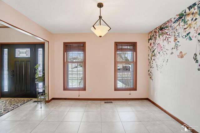 7346 Silo Meadows Drive, Temperance, MI 48182