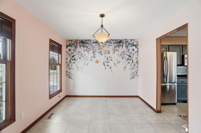 7346 Silo Meadows Drive, Temperance, MI 48182