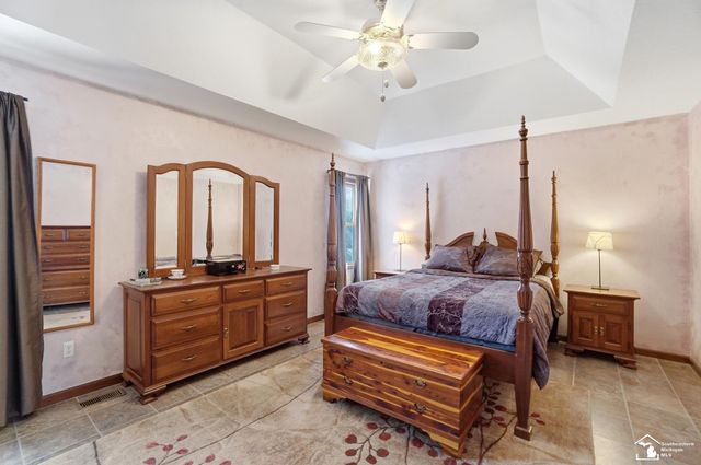 7346 Silo Meadows Drive, Temperance, MI 48182