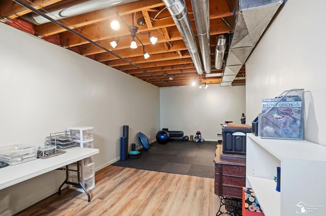 7346 Silo Meadows Drive, Temperance, MI 48182