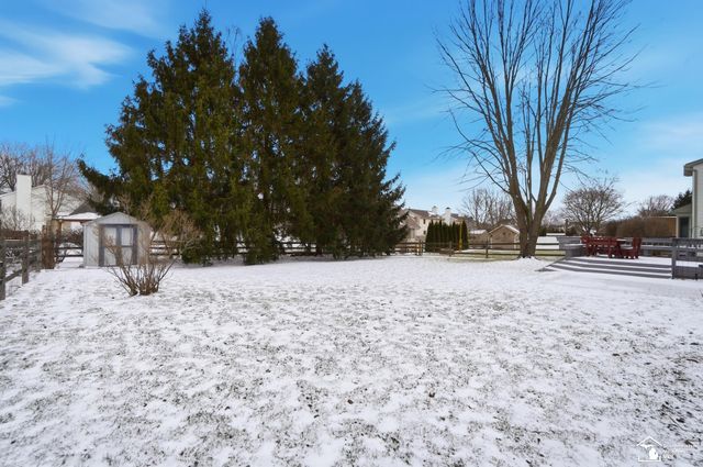 7346 Silo Meadows Drive, Temperance, MI 48182