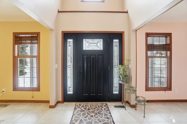 7346 Silo Meadows Drive, Temperance, MI 48182