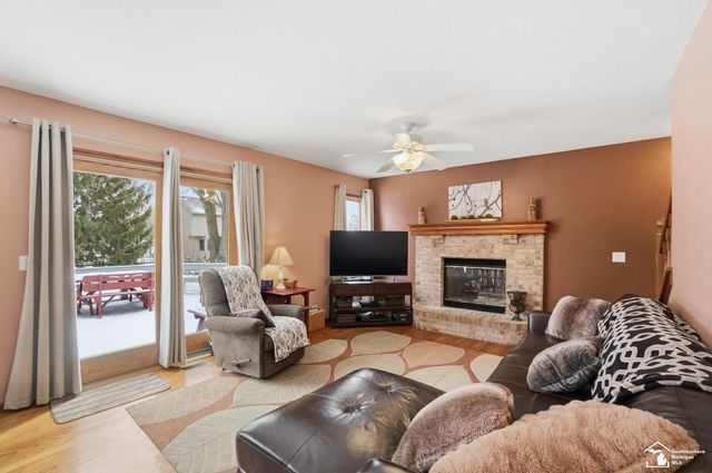 7346 Silo Meadows Drive, Temperance, MI 48182