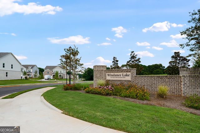 1733 Fawlocke Run, Loganville, GA 30052