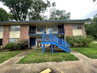111 S Drew Avenue 1, Livingston, TX 77351