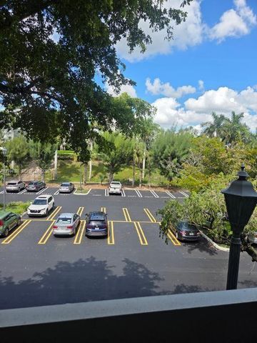 7707 Camino Real 310, Miami, FL 33143