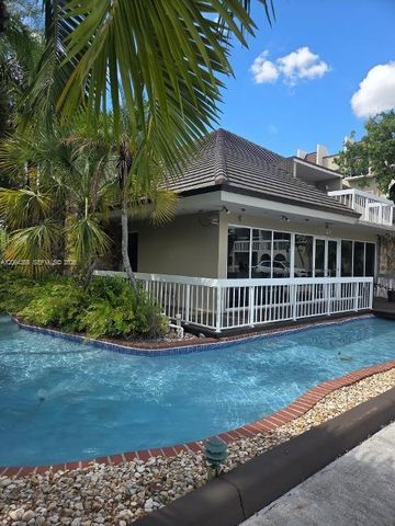 7707 Camino Real 310, Miami, FL 33143