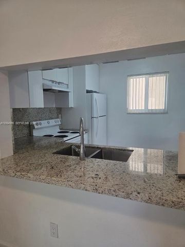 7707 Camino Real 310, Miami, FL 33143