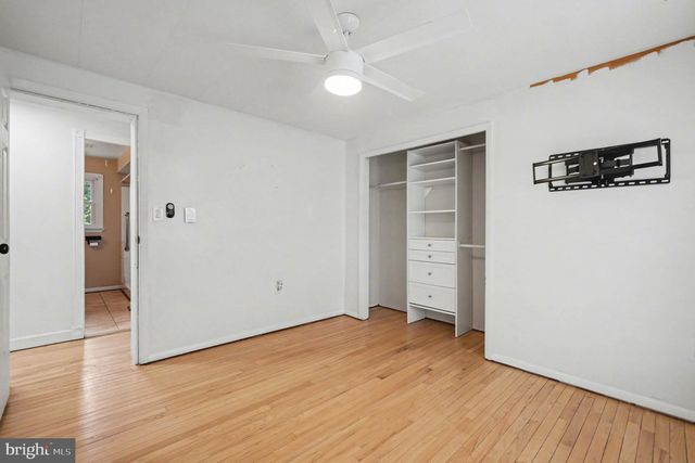 5 LAVERN AVE, Halethorpe, MD 21227