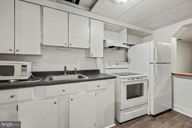 5 LAVERN AVE, Halethorpe, MD 21227