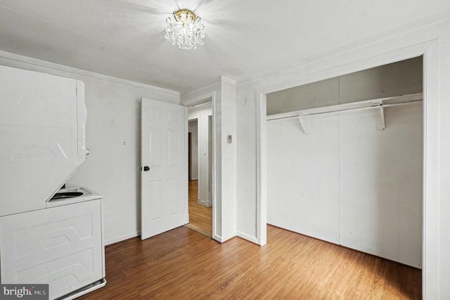 5 LAVERN AVE, Halethorpe, MD 21227