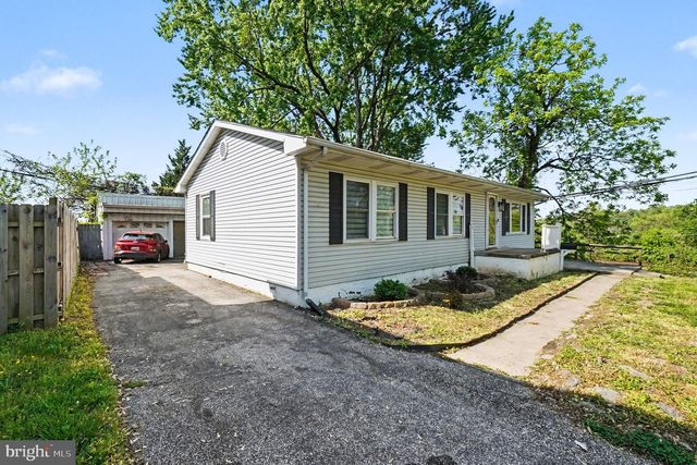 5 LAVERN AVE, Halethorpe, MD 21227