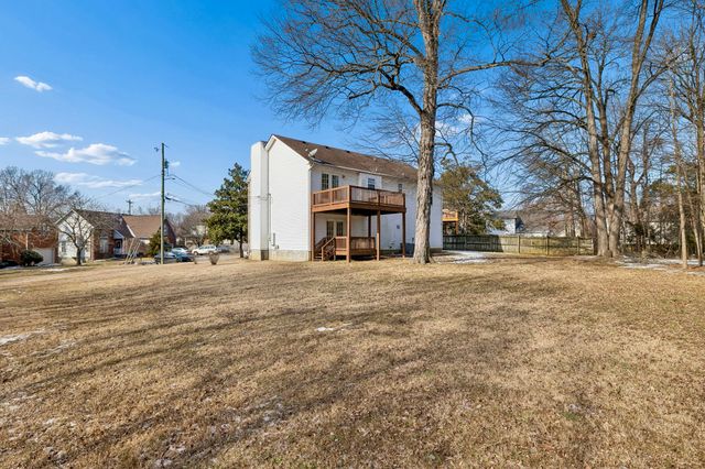 609 Waterford Ct, Antioch, TN 37013