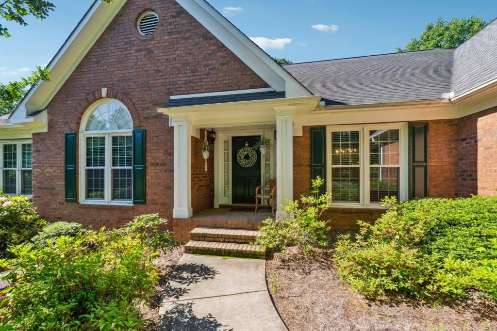 Image 1 of property listing at 1820 Habersham Gate Drive, Cumming, GA 30041
