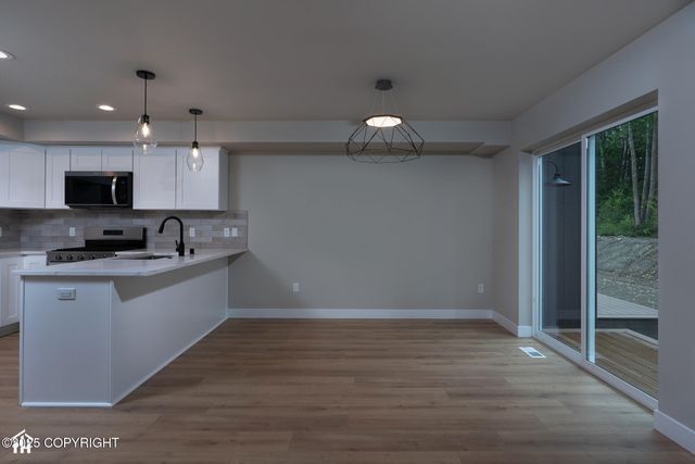 4514 Grumman Street, Anchorage, AK 99507