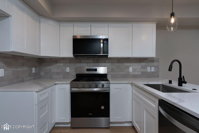 4514 Grumman Street, Anchorage, AK 99507